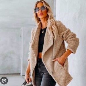 ❌SOLD❌ NWOT VICI Alton Pocketed Teddy Jacket